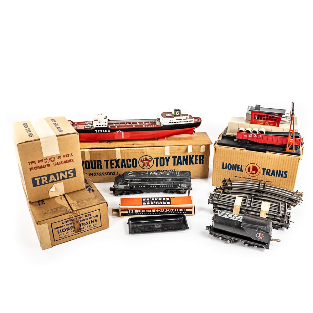 Texaco Tanker Lionel NYC 2333 Locomotive w Tender+ (1 of 14)