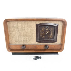 Philips Tabletop Radio Model Aachen Super D.60
