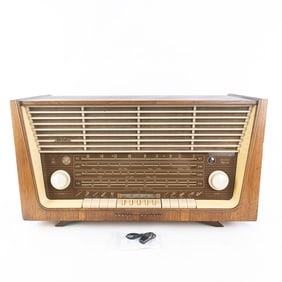 Grundig 4095 Radio – Vintage 1956 Lyre Design