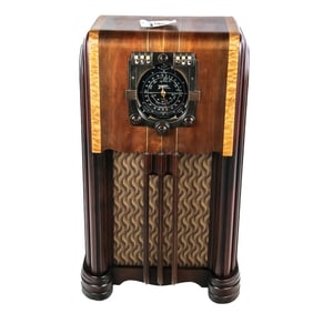 Zenith Model 6-S-362 Console Radio