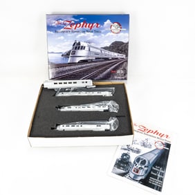 Con-Cor Burlington The Zephyr Streamline Train