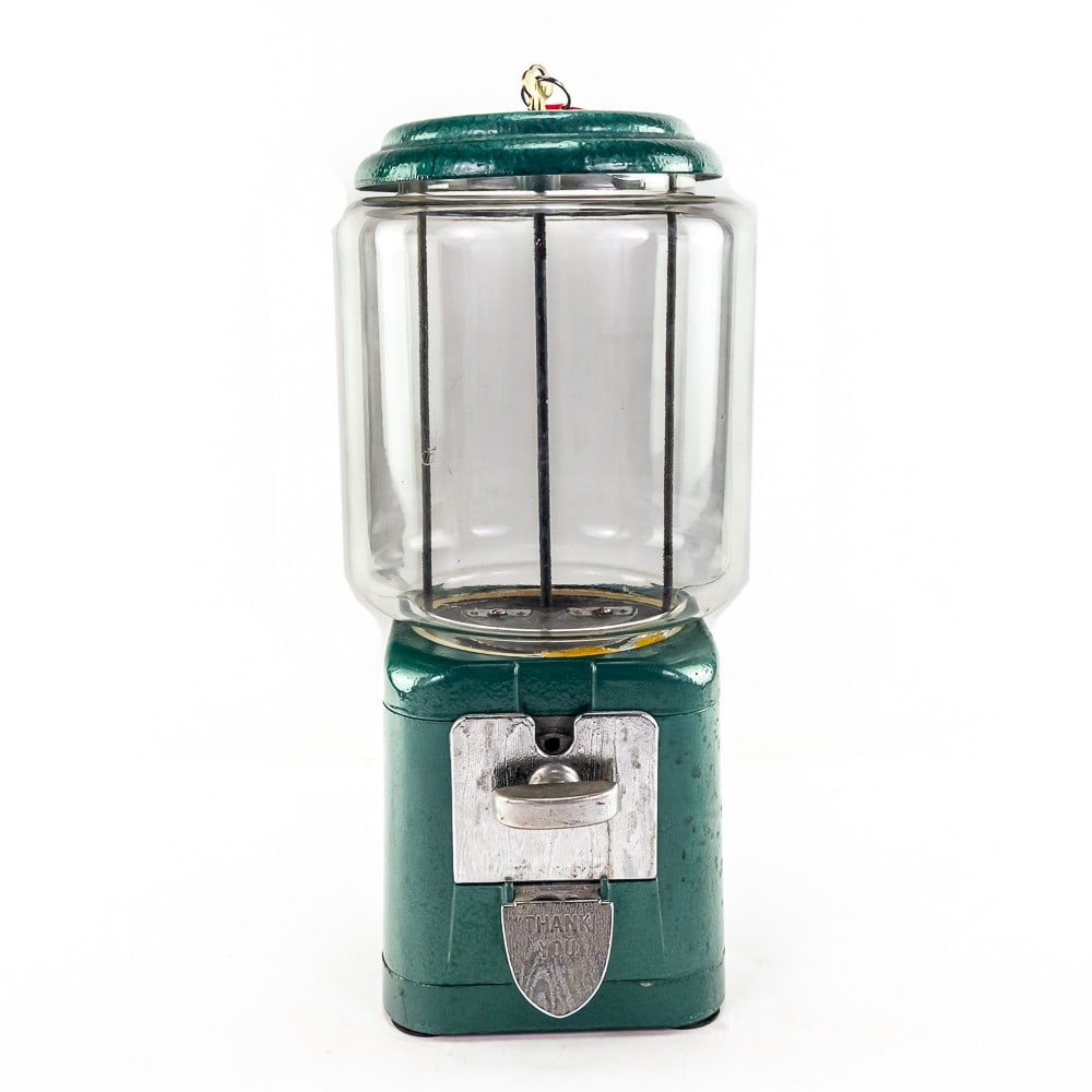 Coin Op "Acorn" 1 Cent Gumball Machine: Older repaint with a good glass globe. Looks to be complete with lock and key. Chrome is fair to good. Paint has a few light chips, and new rubber feet on base. Works. 161/2" high x 8" wide