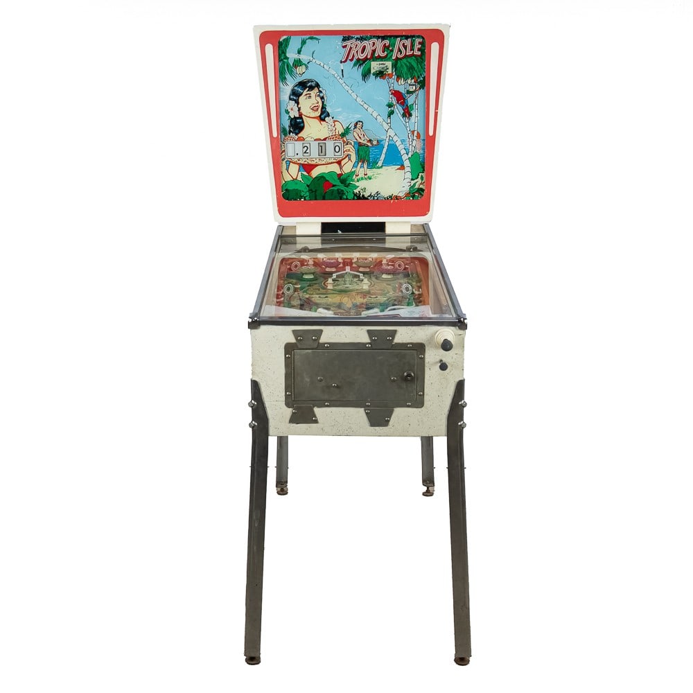 1962 Gottlieb "Tropic Isle" Pinball Machine: 1962 "Tropic Isle" single player electro mechanical pinball by D. Gottlieb & Co. This is one of the very first games ever made to feature the revolutionary invention of player-controlled flippers, whi