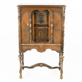 1928 RCA Radiola 60 Highboy Console Radio
