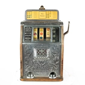 *Caille Superior Jackpot Bell 5 Cent w/Key