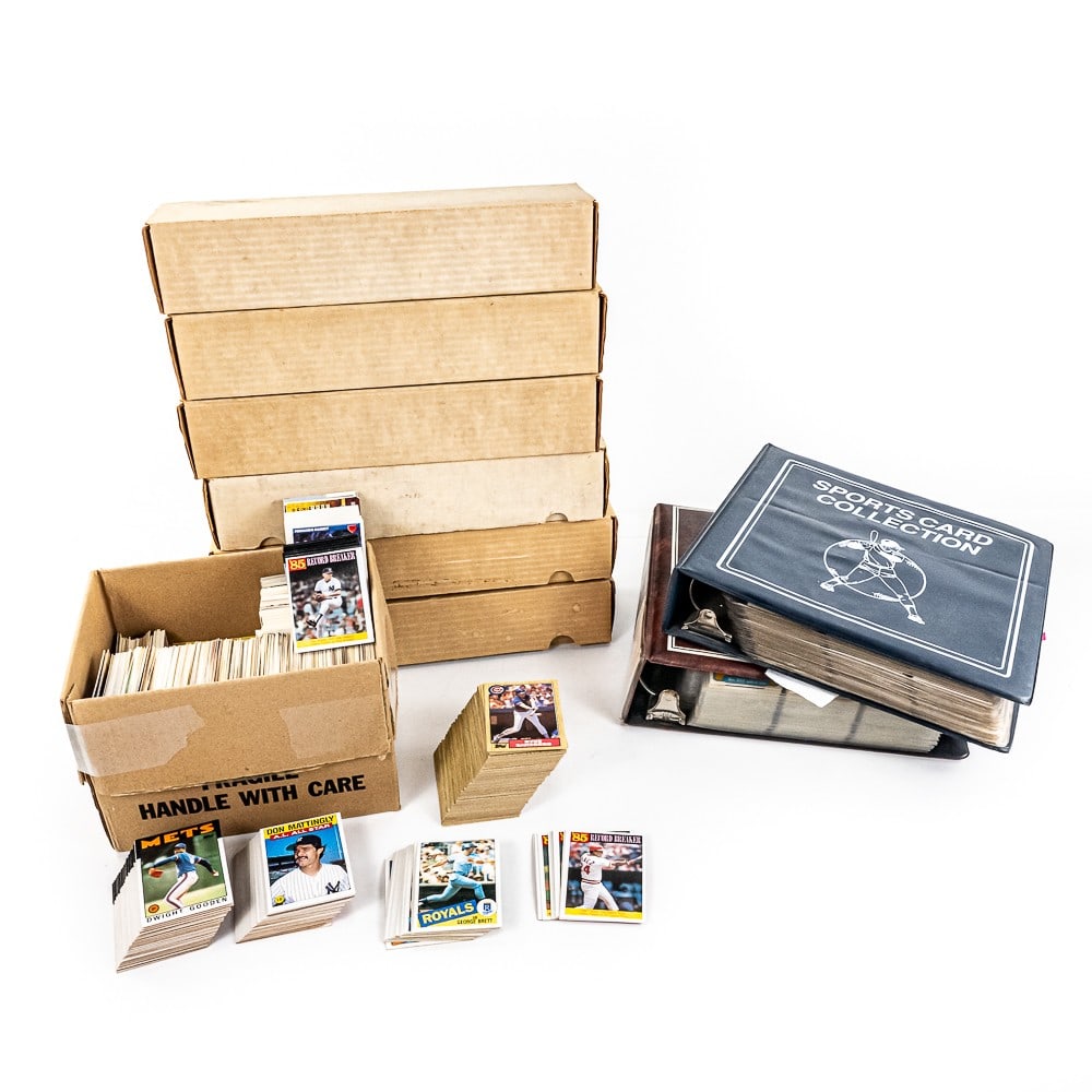 1981 Topps 1982 Fleer MLB Binder Set & 84-86 Tops (1 of 20)