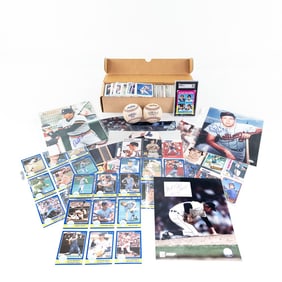 1975 Topps #620 Carter RC SGC7 & Autographs +