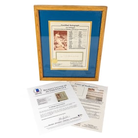 Joe DiMaggio Autographed 1941 56 Game Streak Print