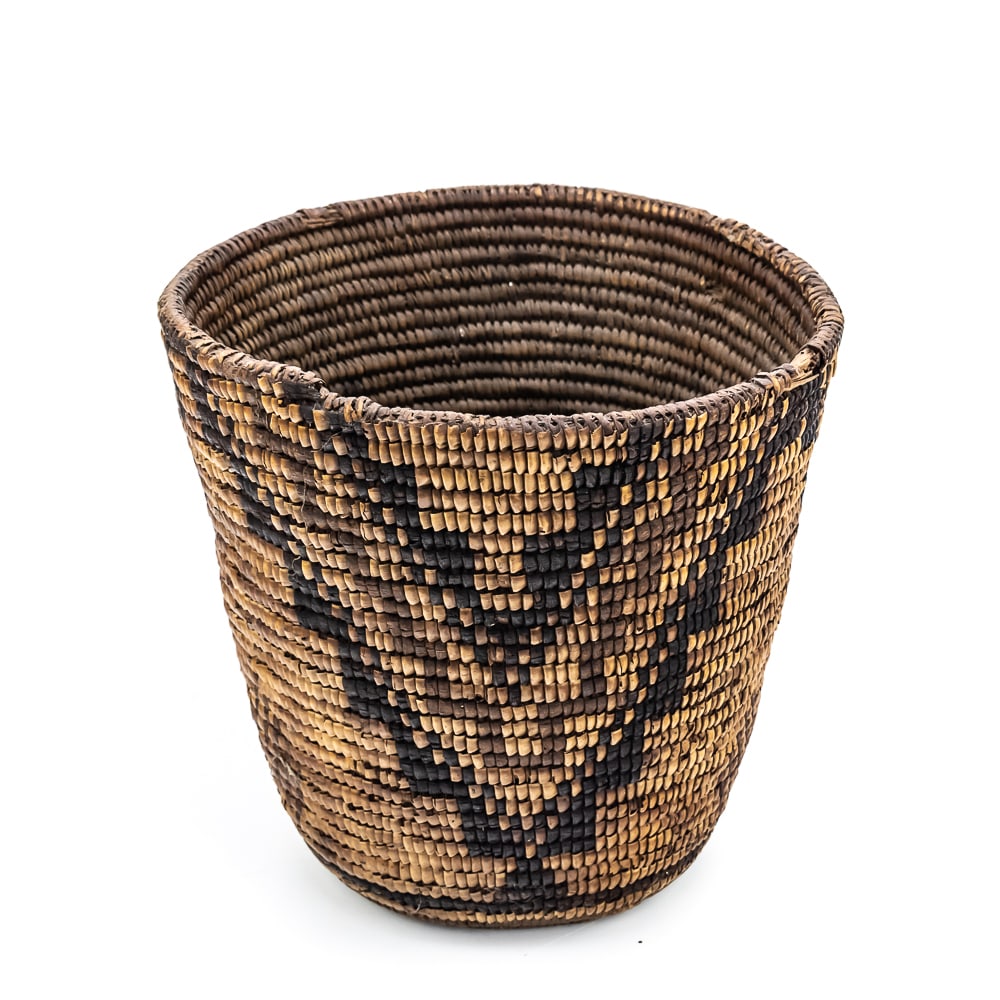 1940s Pacific Northwest Salish Basket (1 of 10)