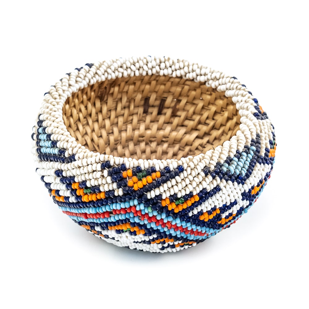 1960s Paiute Beaded Basket (1 of 9)