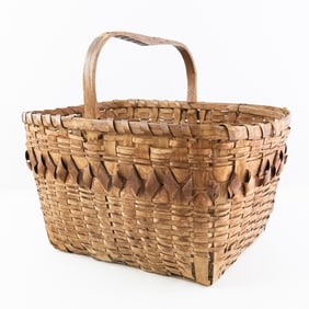 1920s Winnebago Splint Basket
