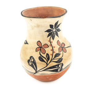 1920s Santo Domingo Pueblo Pot