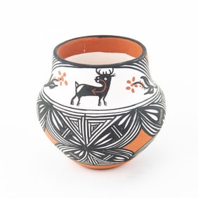 Acoma Pueblo Deer Motif Olla