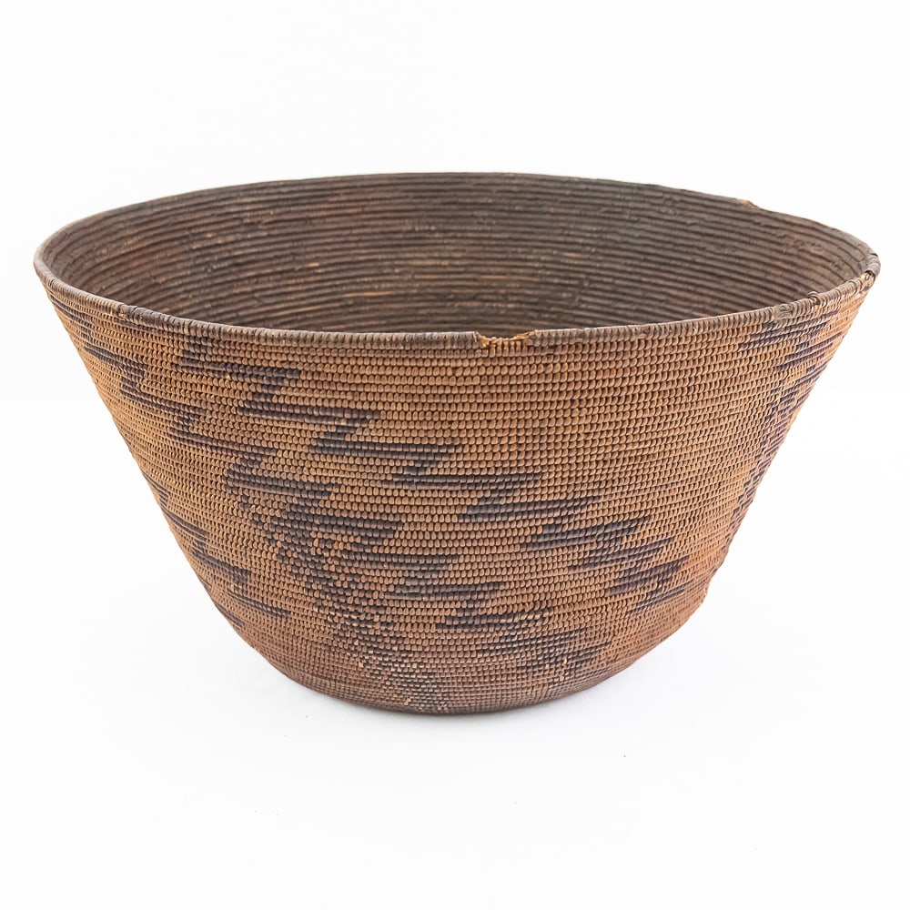1900s Maidu Basket (1 of 9)