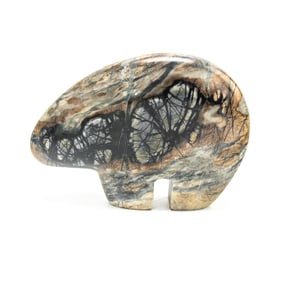 Zuni Bear Fetish Carving