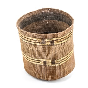 1890 NW Coast Tlingit Basket