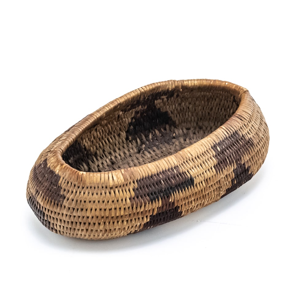 1940s Maidu Boat Basket (1 of 8)