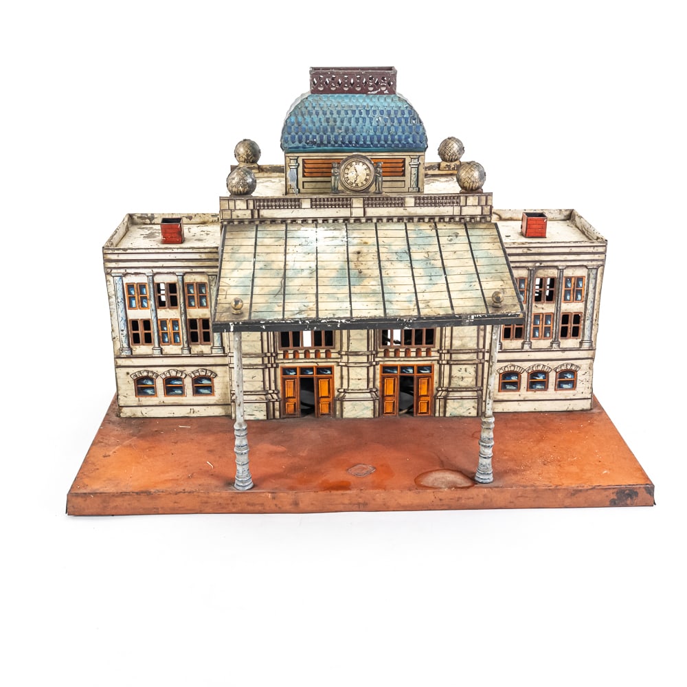 1912 BING O Gauge Tin Toy Train Station w Canopy (1 of 12)
