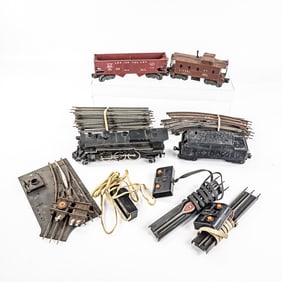 Lionel 5690 Steam Engine w Tender & More