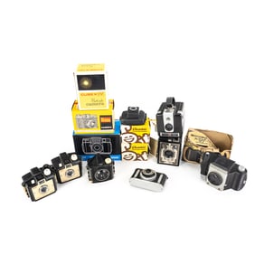 (12) Assorted Vintage Cameras Brownie Foto Flex++