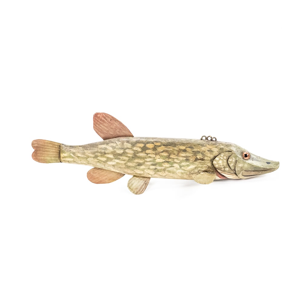 Wooden 12" Northern Pike Fish Decoy (1 of 8)