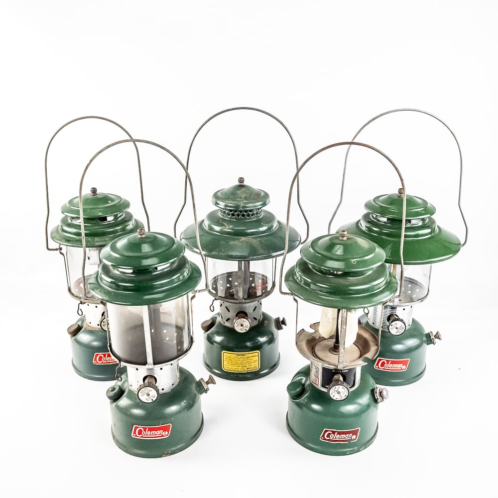 1960's Coleman 228-F (3) 220-F & 2280 Camp Lantern (1 of 14)