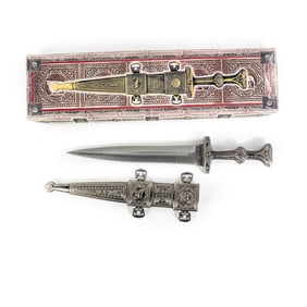 Contemporary Roman Inspired 16" Dagger w Box