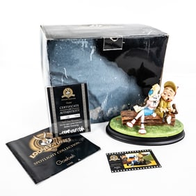 Looney Tunes Collection "Isn't She Wovewe"