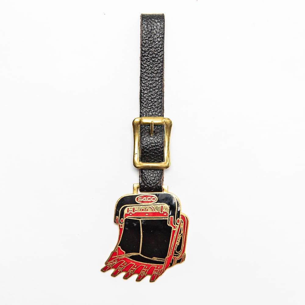 Vintage Watch FOB - MWFC 1972 ESCO BUCKET: With leather strap. Pre-owned. Dents, dings, scratches and other damage may be present—and is common—on used and vintage items. Please look closely at photos. You are bidding on what you s