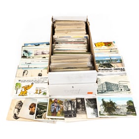 Collection of 550 +/- Assorted Vintage Postcards