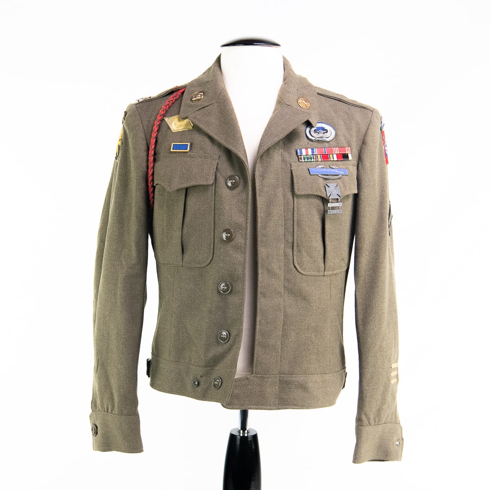 WWII Ike Jacket - 82nd ABN 325th Glider INF REG: Ike Jacket - 82nd Airborne Division - 325th Glider Infantry Regiment (GIR). 82nd Airborne Division patch with Airborne tab is hand-sewn to the left shoulder. On right shoulder is 17th Airborne patch w