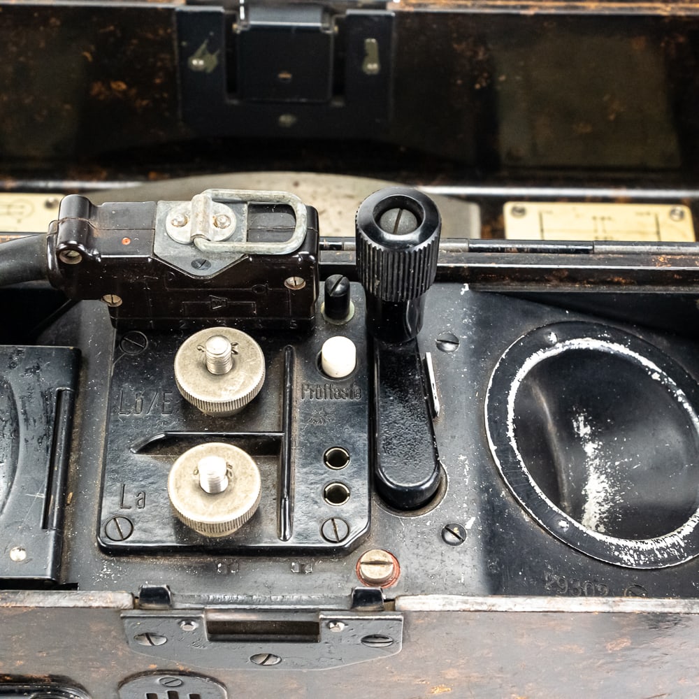 1939 German FF33 Field Telephone - 5