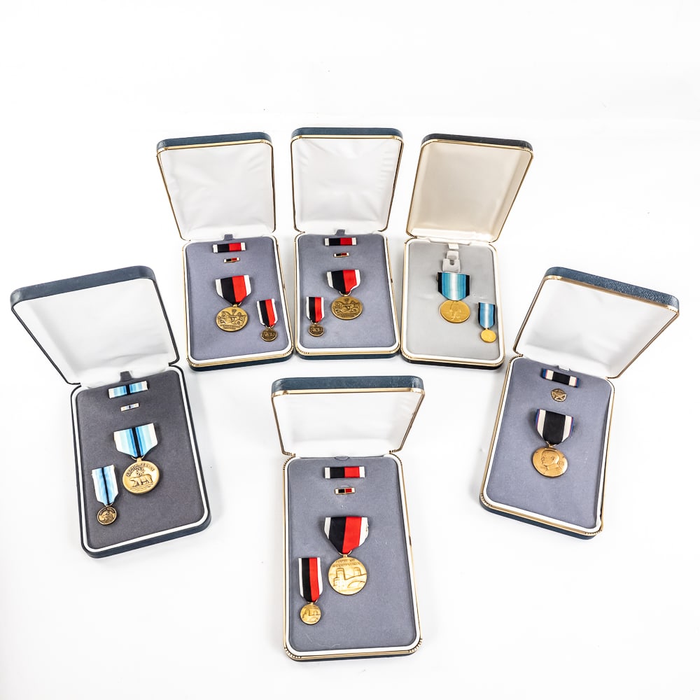US Medals-Unissued in Cases Occupation, N&S Poles: Collection of six unissued US Medals in their original presentation cases. All are tied to Occupation Service (Germany, Japan) and Arctic and Antarctic service. 1) Army of Occupation of Germany