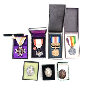 Imperial Japanese Cased Medals (7)