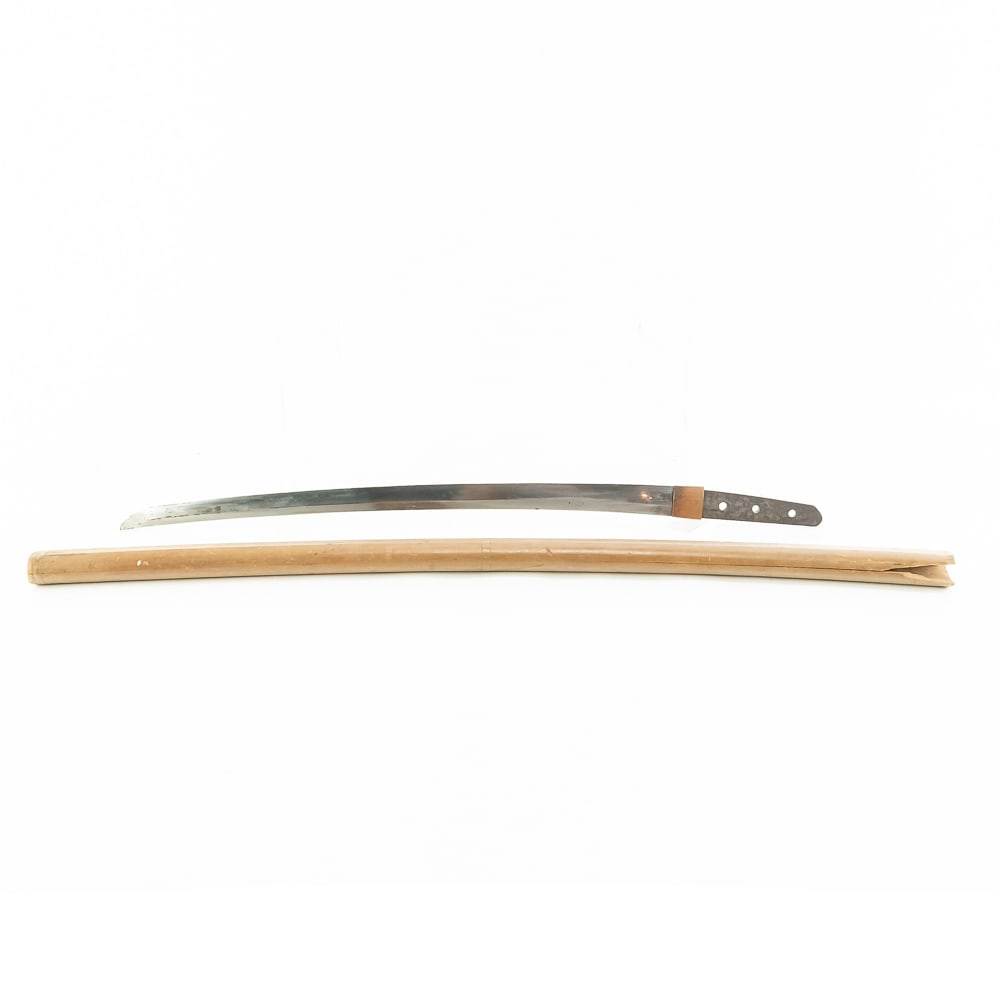 Japanese Antique Civilian Sword 200-400 Yrs Old: Japanese Antique Civilian Sword 200-400 Yrs Old. BLADE: Kizu flaw about 4 inches above Habaki. BLADE MARKINGS: Tang has 3 holes. Signed Bishu Osafune Suke Sada Saku. HABAKI: Plain copper, one piece.