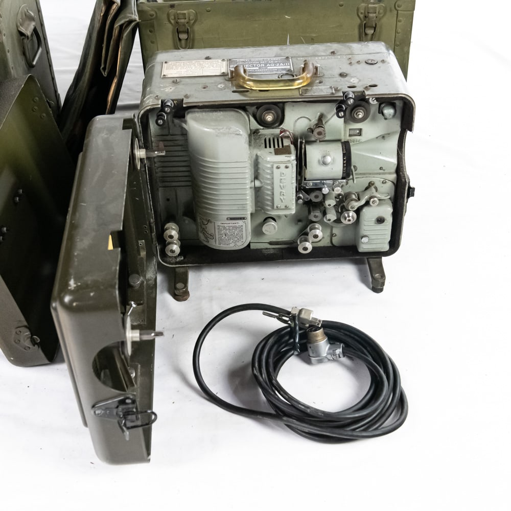 US Army Signal Corps Projector Set AS-2 - 2