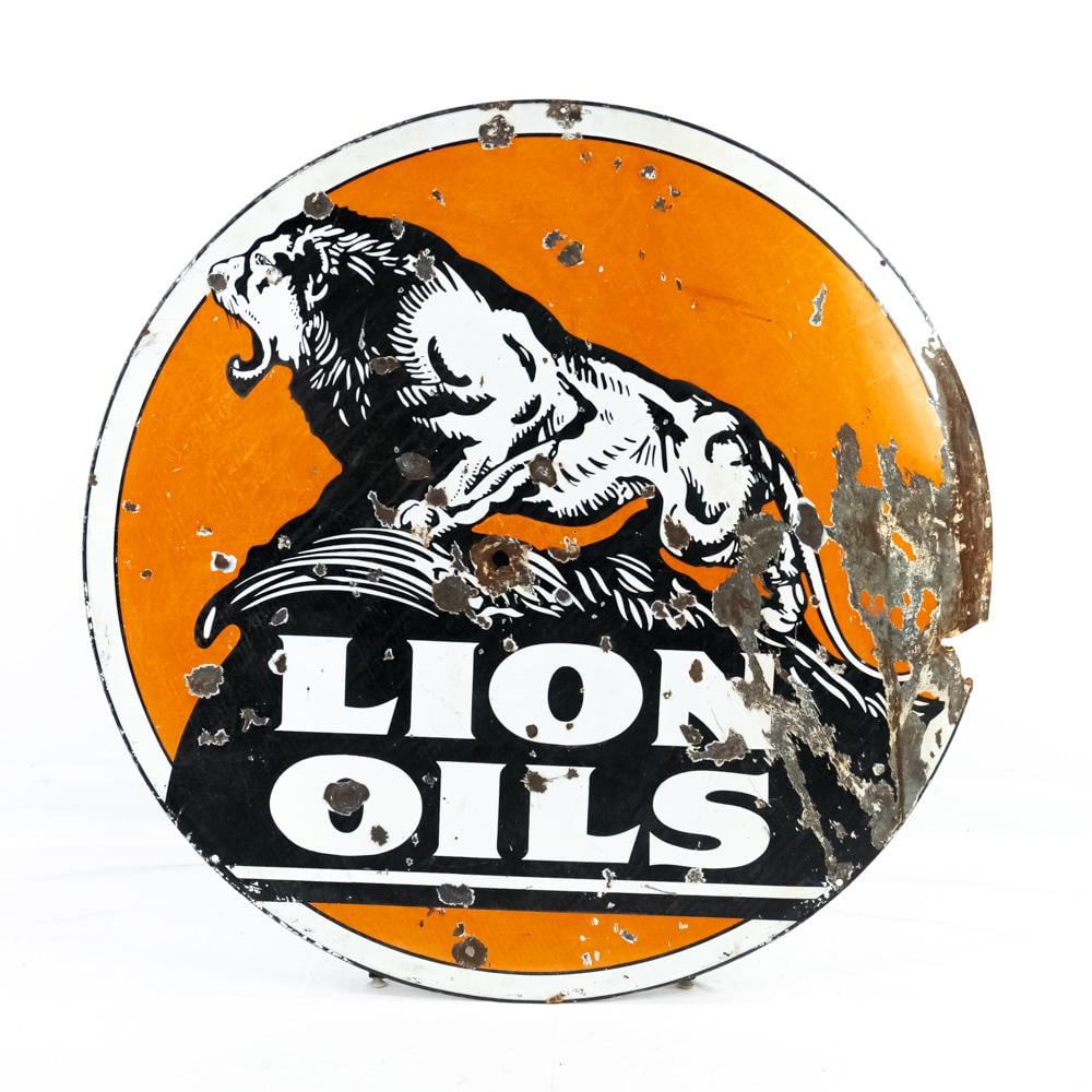 48" Lion Oil DSP Porcelain Advertising Sign (1 of 8)