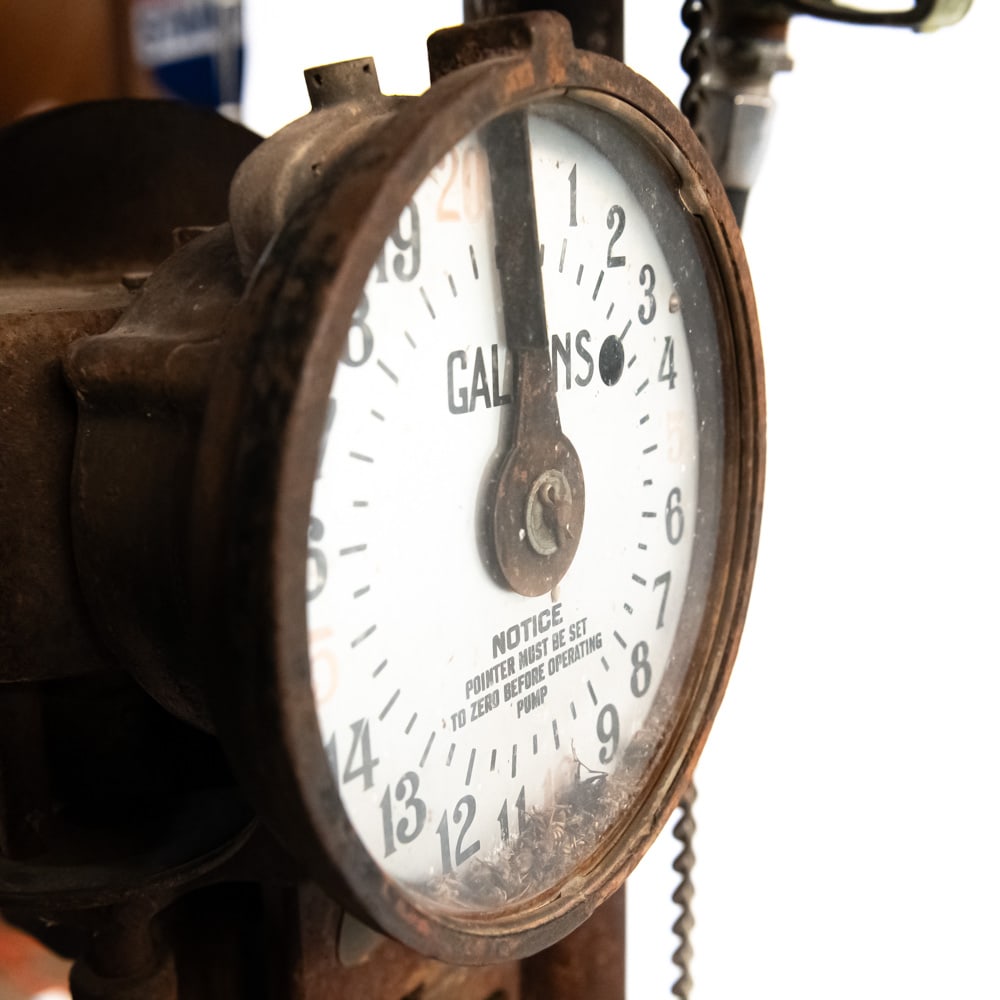 Wayne 280 Pre Visable Clock Face Gas Pump & Globe - 12