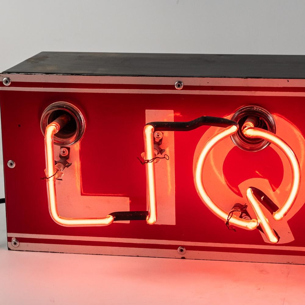 32" Wm J. Rueff "Liquor" NEON Advertising Sign - 3