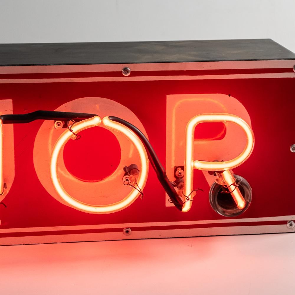 32" Wm J. Rueff "Liquor" NEON Advertising Sign - 4