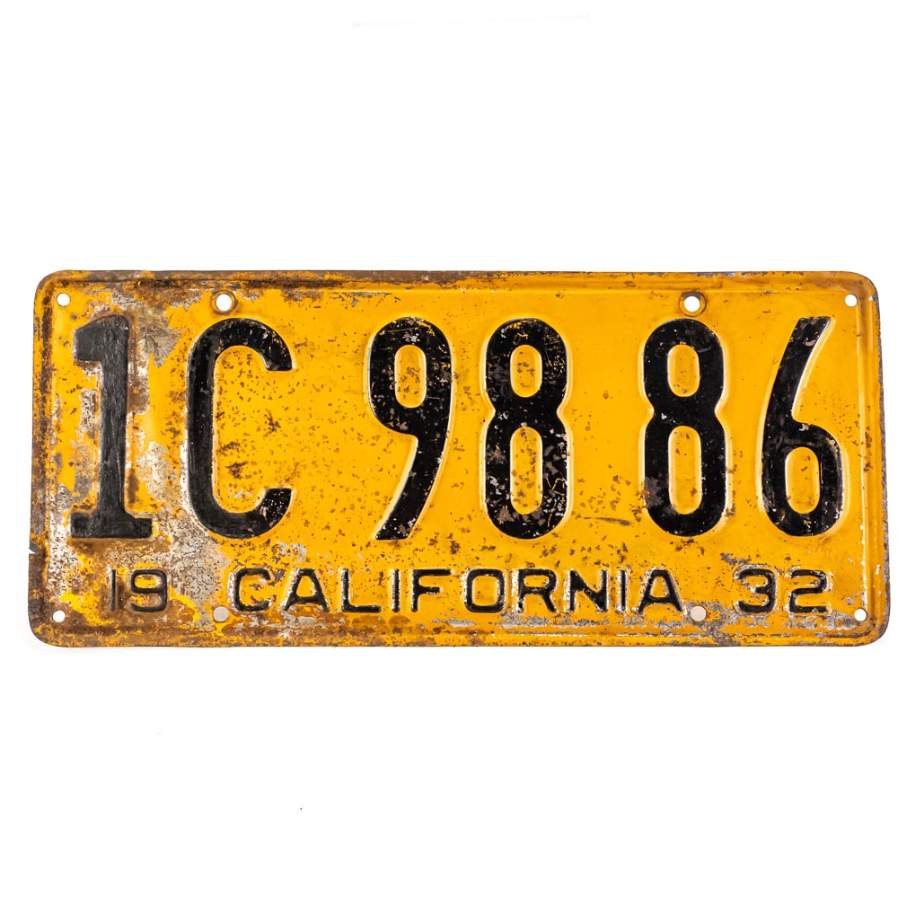 California 1932 License Plate: # 1C 98 86 in fair original condition with paint loss and rusting. See pics. From the Jim Dvorak collection.
