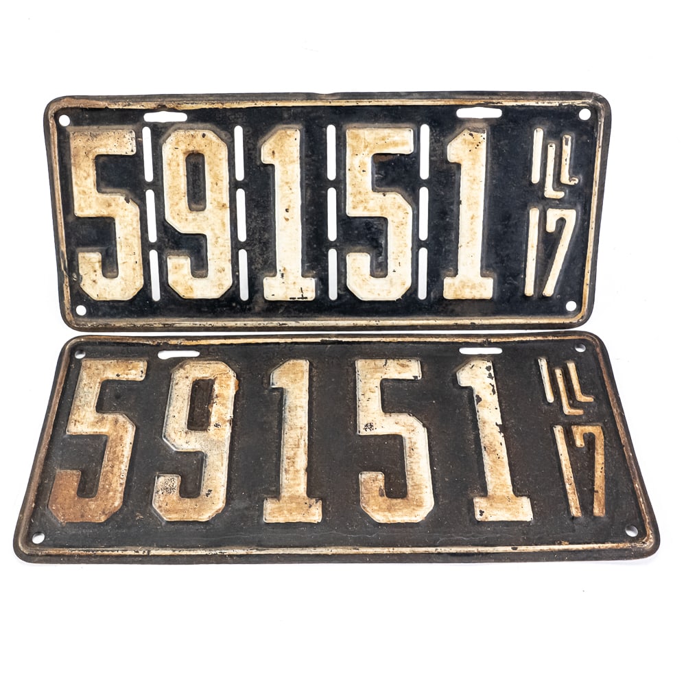 illinois 1917 License Plate Pair (1 of 3)