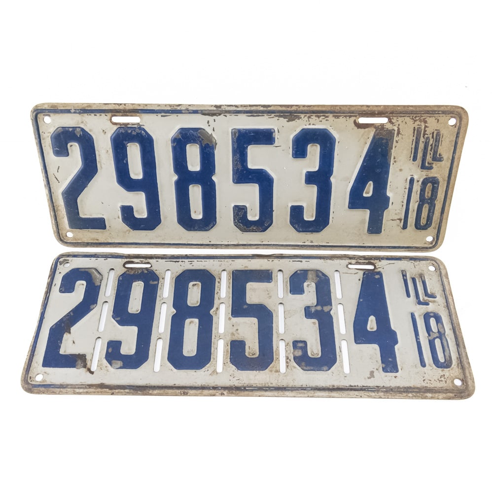 Illinois 1918 License Plate Pair: # 298534 in good+ original condition with minor paint loss. See pics. From the Jim Dvorak collection.