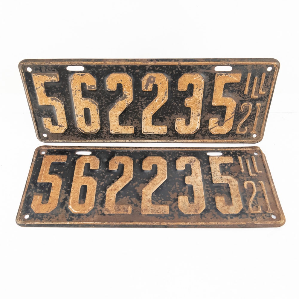 Illinois 1921 License Plate Pair (1 of 5)