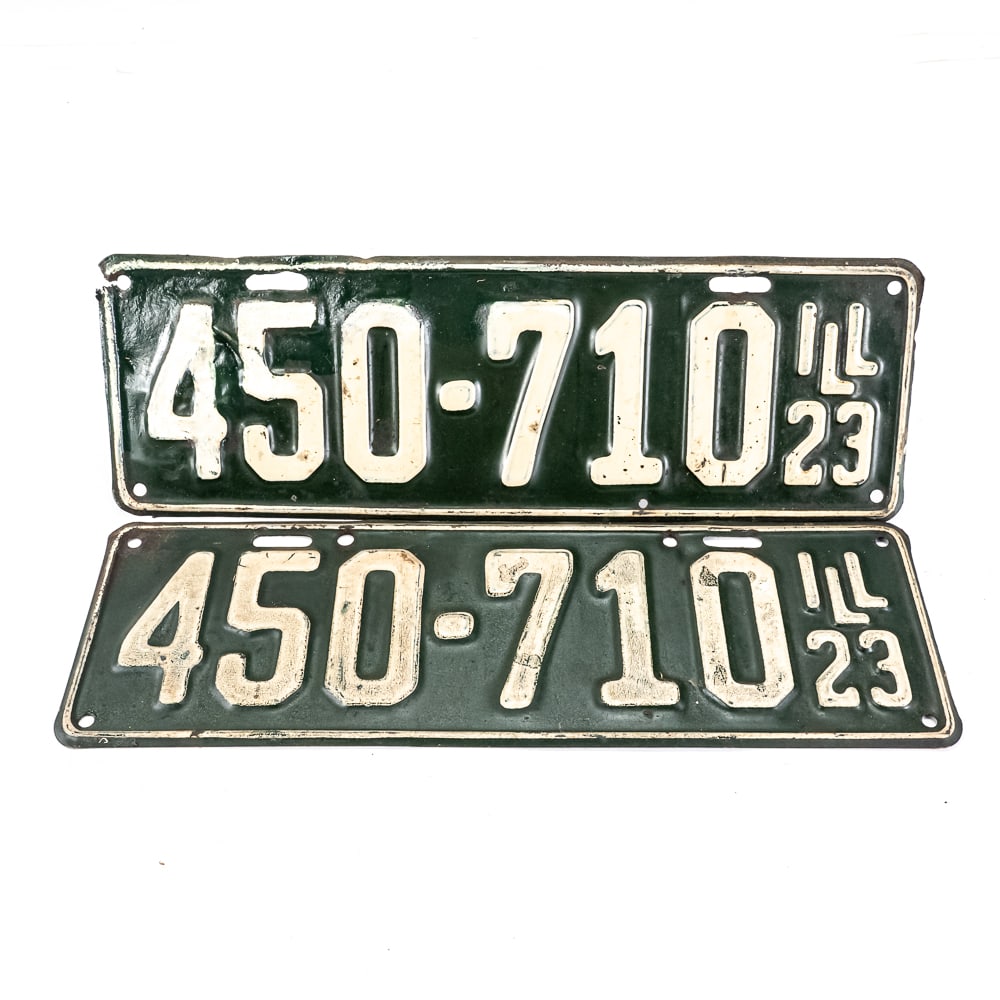 Illinois 1923 License Plate Pair (1 of 4)