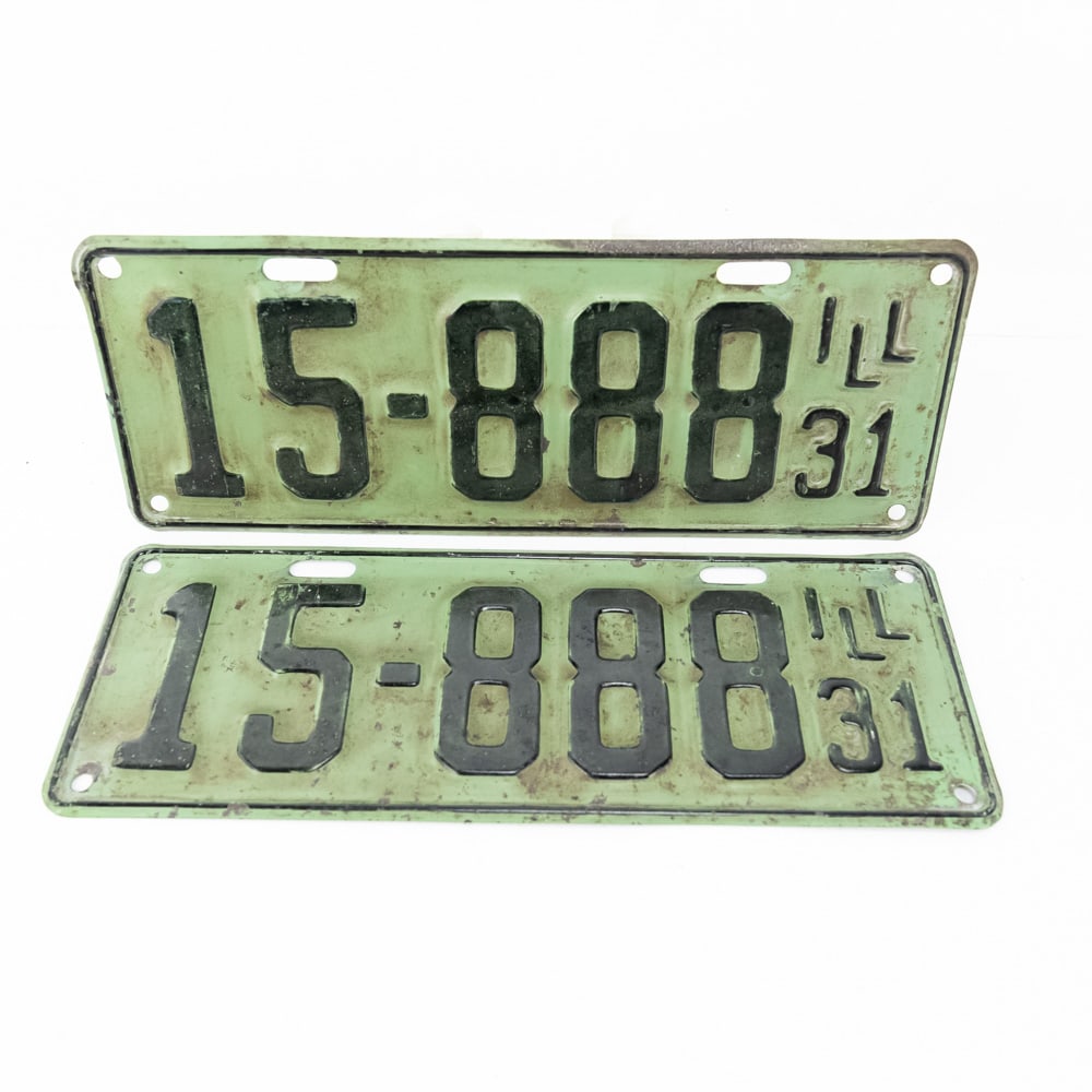 Illiinois 1931 License Plate Pair: # 15-888 pair in good+ condition with minor paint loss and minor rust spotting. See pics. From the Jim Dvorak collection.