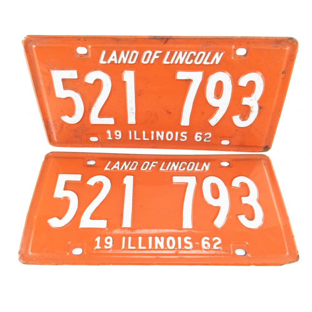 Illinois 1962 License Plate Pair: # 521 793 pair in fair to good original condition with light spotty rust and one plate having a horizontal fold at the bottom of the numerals. See pics. From the Jim Dvorak collection.
