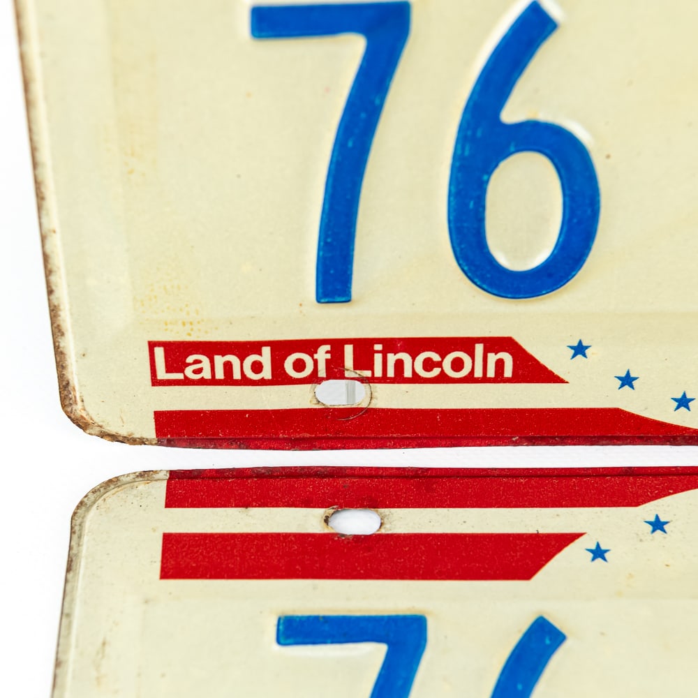 Illinois 1976 Consecutive Number Plates - 2