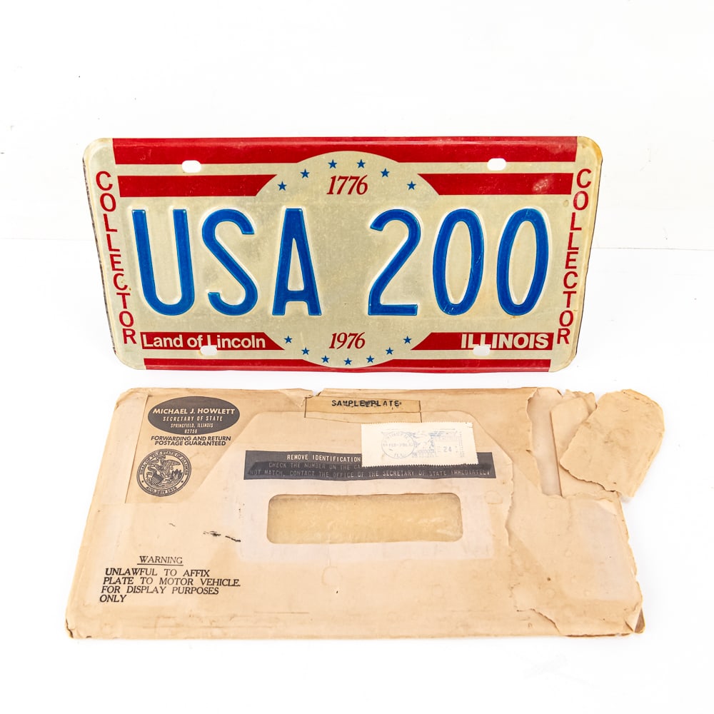 Illinois 1976 Sample License Plate (1 of 4)