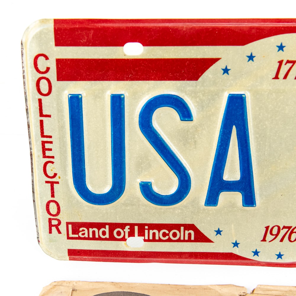 Illinois 1976 Sample License Plate - 2
